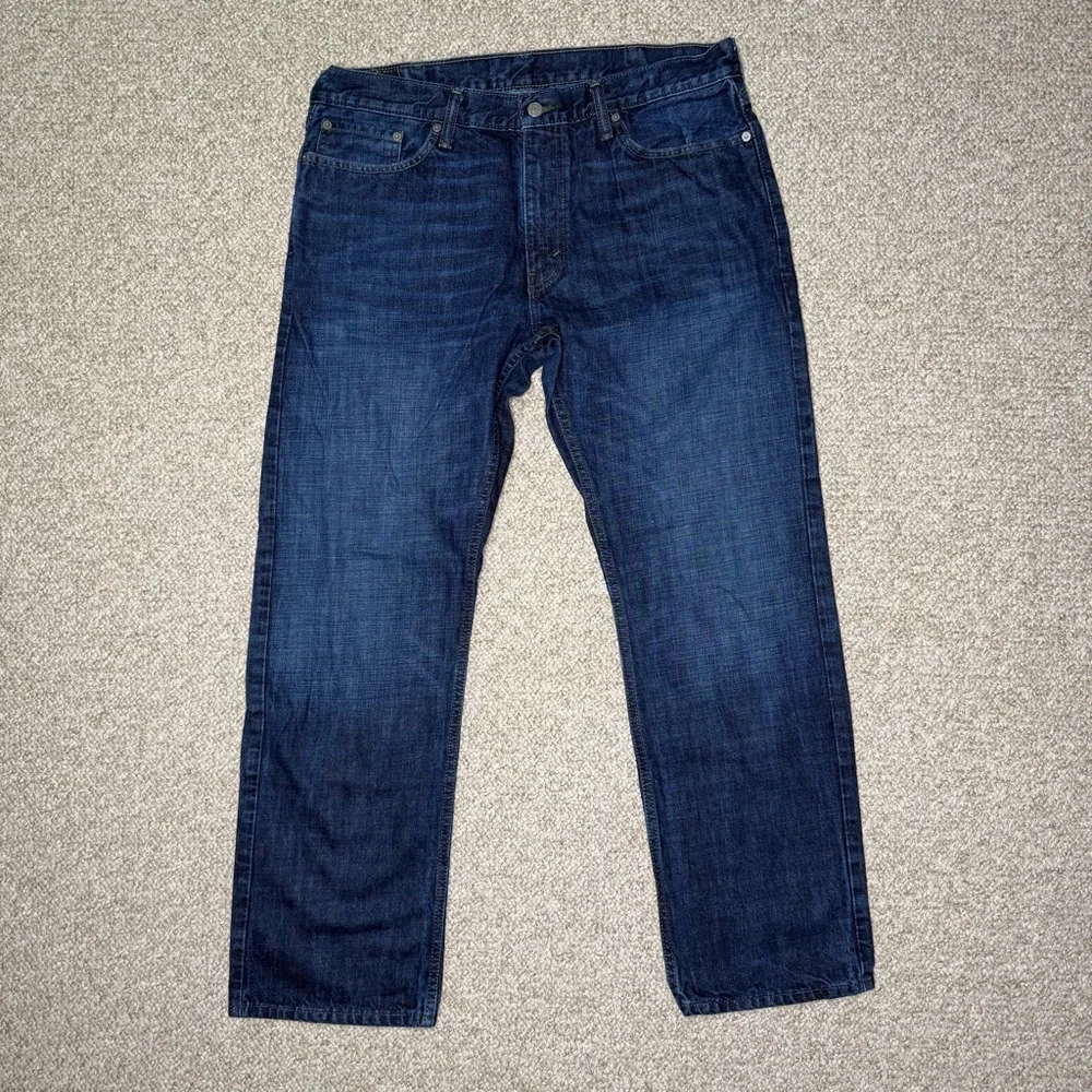 Levi’s 514 straight leg jeans